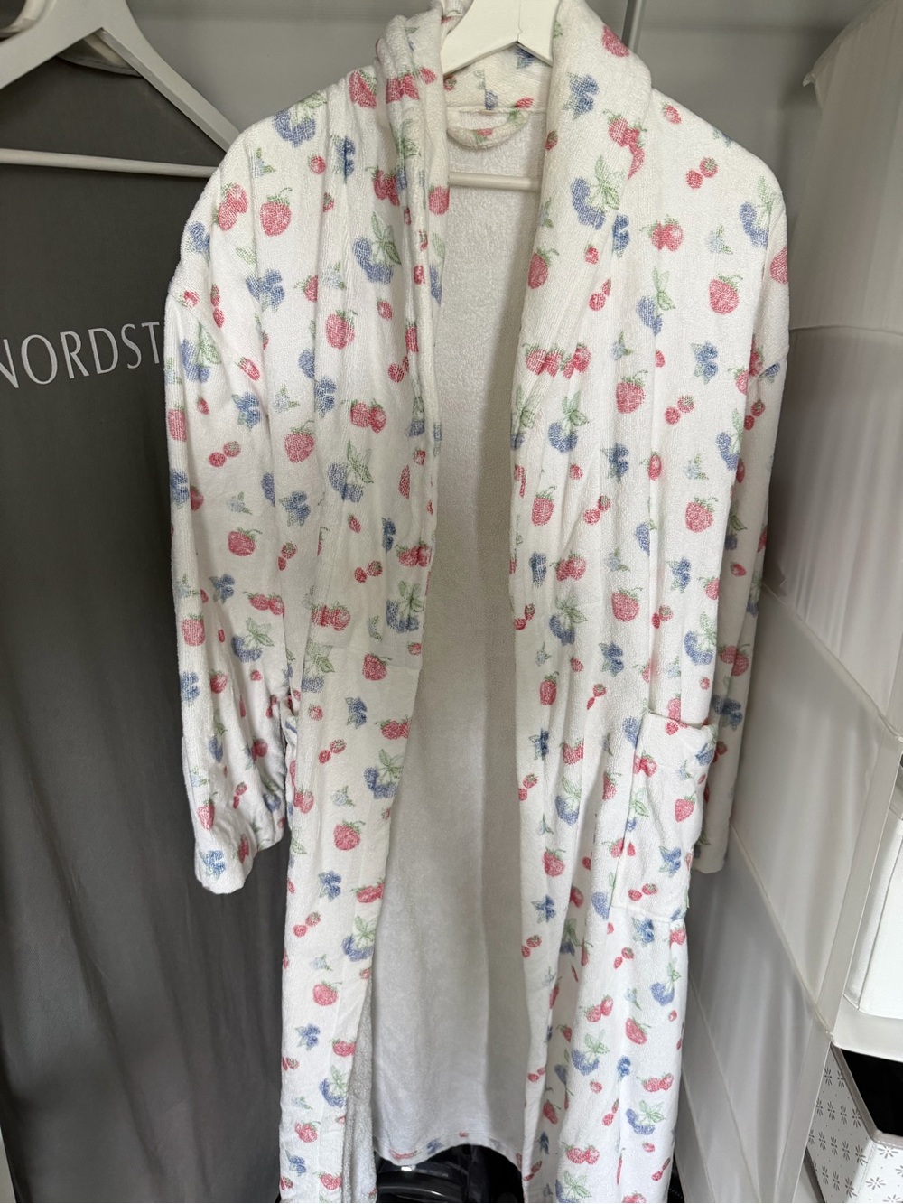 Djerf Avenue Summer Berries Robe